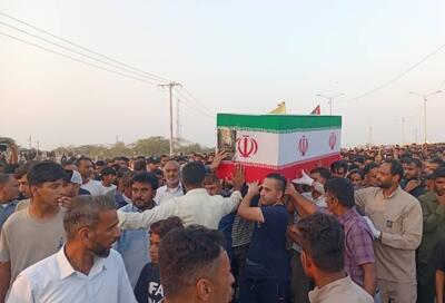پیکر شهید صیاد «عبدالله ملاحی» در میناب به خاک سپرده شد