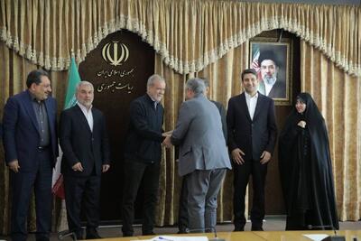 ۳ دستگاه برگزیده نخستین جشنواره ارزیابی عملکرد معاونتهای امور مجلس معرفی شدند