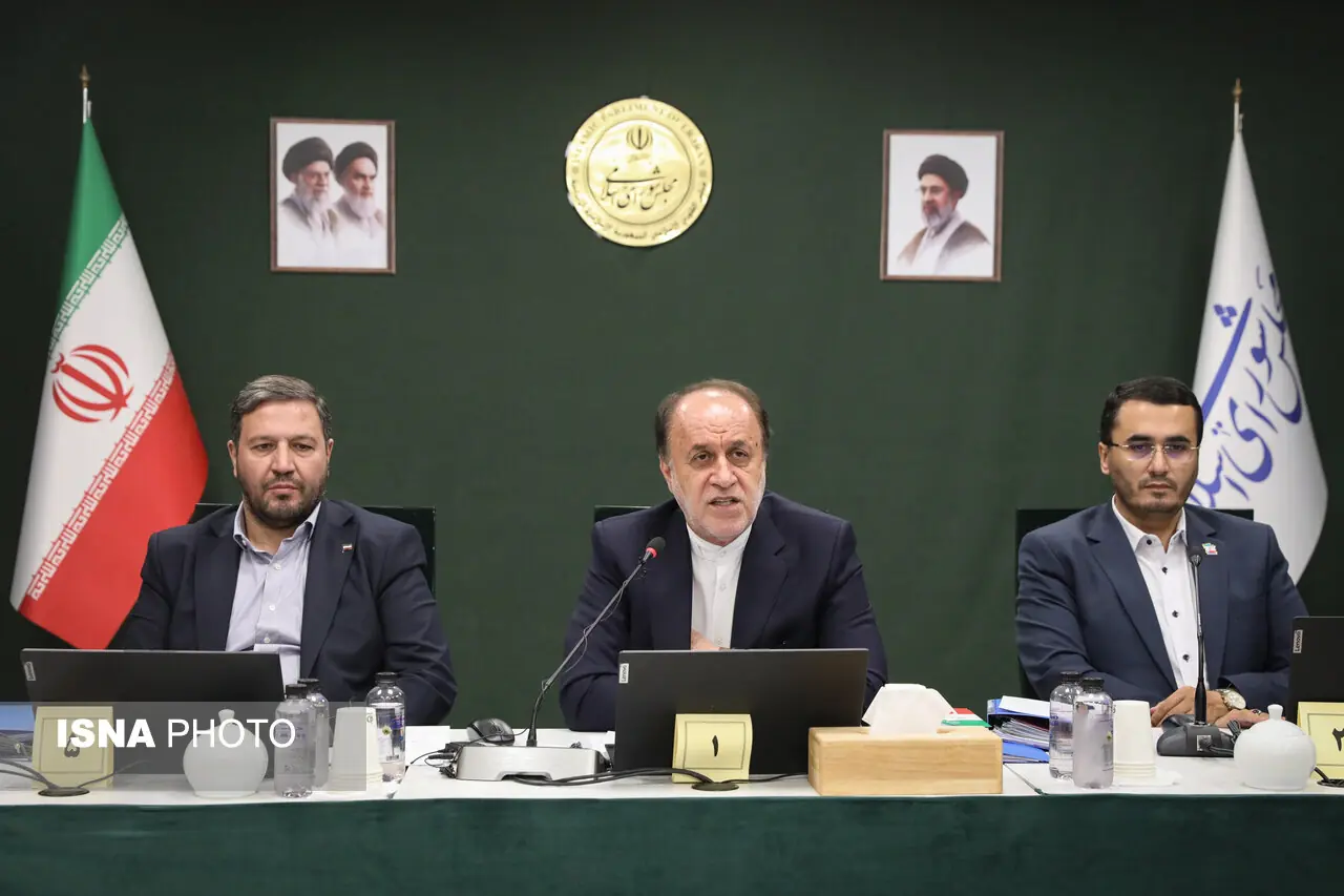 حاجی بابایی: امیدواریم در سال جدید تحصیلی جنگ با پیروزی ملت ایران به پایان برسد