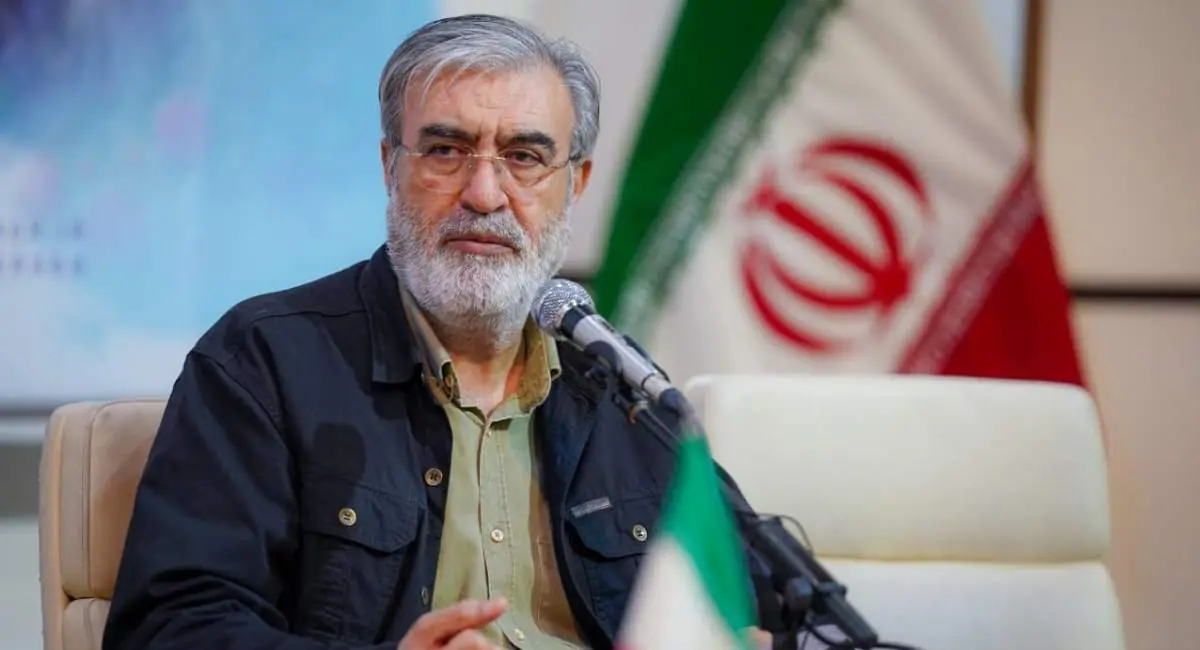 پاسخ عزیزی به بسنت درباره ادعای صفهای طولانی بنزین | جهان نیوز