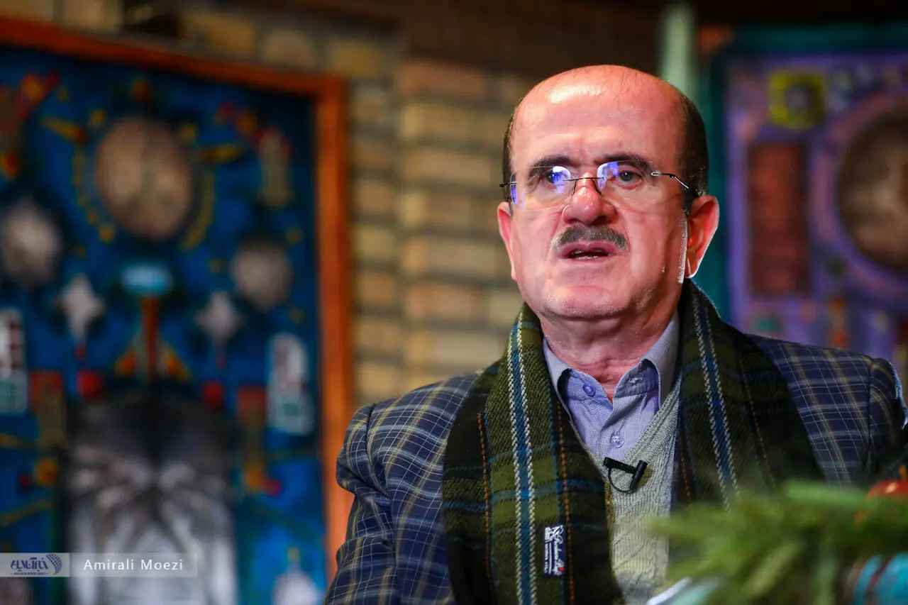  واگذاری ۸۰ میلیون بشکه نفت به ۴ تراستی/ لاهوتی: همه دولت‌ها برای دور زدن تحریم سراغ تراستی‌ها رفتند/ یک میلیارد دلار پول کشور در دست تراستی‌ها است