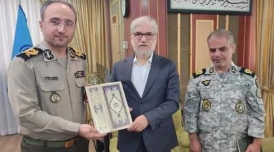  دیدار معاون نیروی انسانی ارتش با وزیر علوم، تحقیقات و فناوری - مردم سالاری آنلاین