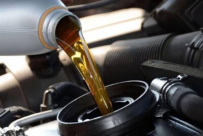 قیمت روغن موتور در آمریکا به دلیل جنگ علیه ایران ۴ برابر شد