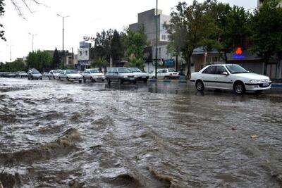 ۱۱ حوضه آبریز تهران از گیشا تا فرودگاه مهرآباد در مسیر سیلاب/برخی آبراههها در شهر گم شدند