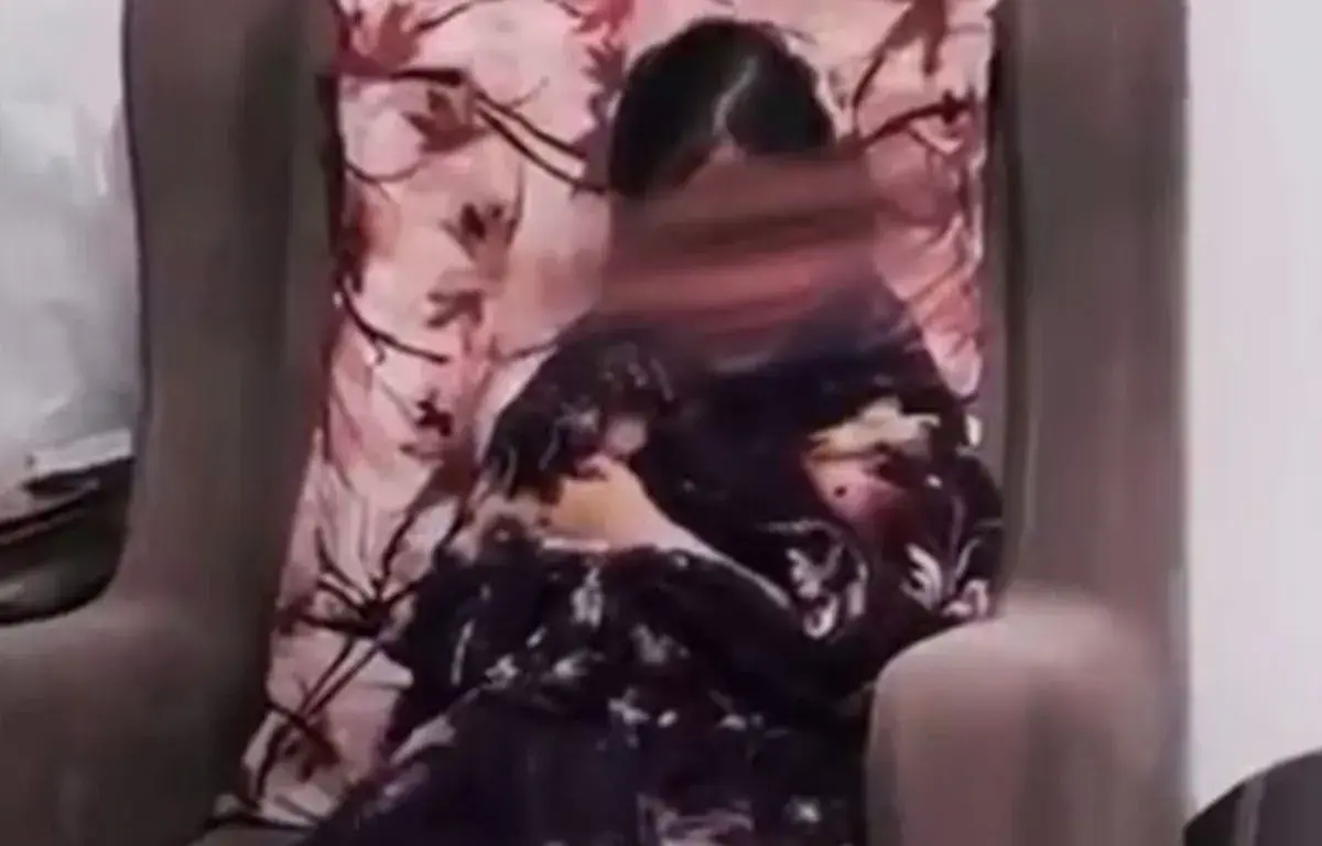 سهمش از مادر چادری است که هنوز بوی عطرش را دارد