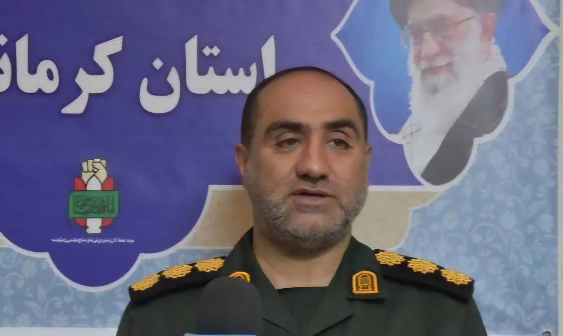 هفته دفاع مقدس در کرمانشاه با روایت «لبیک یا خامنهای»؛ از گرامیداشت پیشکسوتان تا مطالبه تکمیل مرکز فرهنگی
