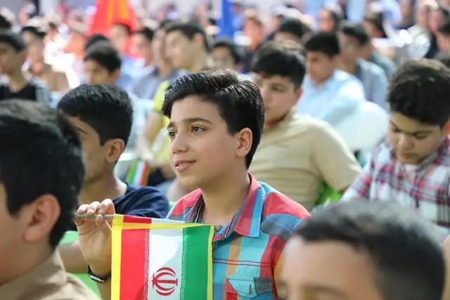 برپایی «جشن جوانهها» در کرمانشاه؛ دانشآموزان پایه هفتم راهی مدارس شدند | آخرین خبر