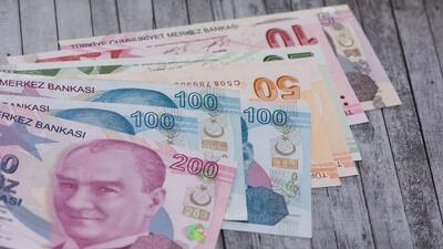 قیمت لیر ترکیه امروز دوشنبه ۳۰ شهریور ۱۴۰۵/کاهش قیمت لیر