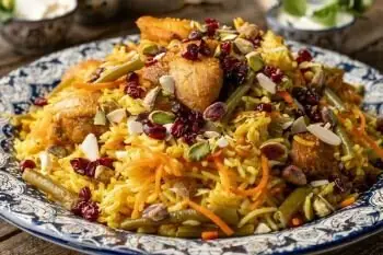 اگر استانبولی پلو با مرغِ معطر و خوش طعم می خواهید، این رسپی مخصوص شماست...