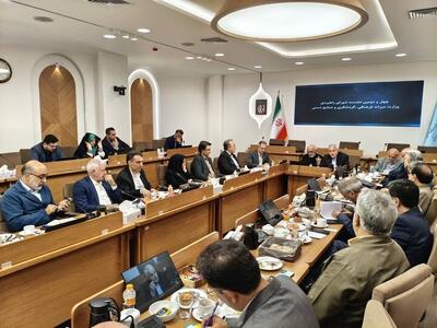 توسعه صنایعدستی نیازمند تغییر در سیاستگذاری است/ ایجاد مسیر گردشگری عرفانی