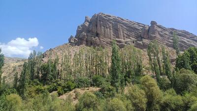 روستای اندج، سمفونی سنگ و نقش در قلب الموت