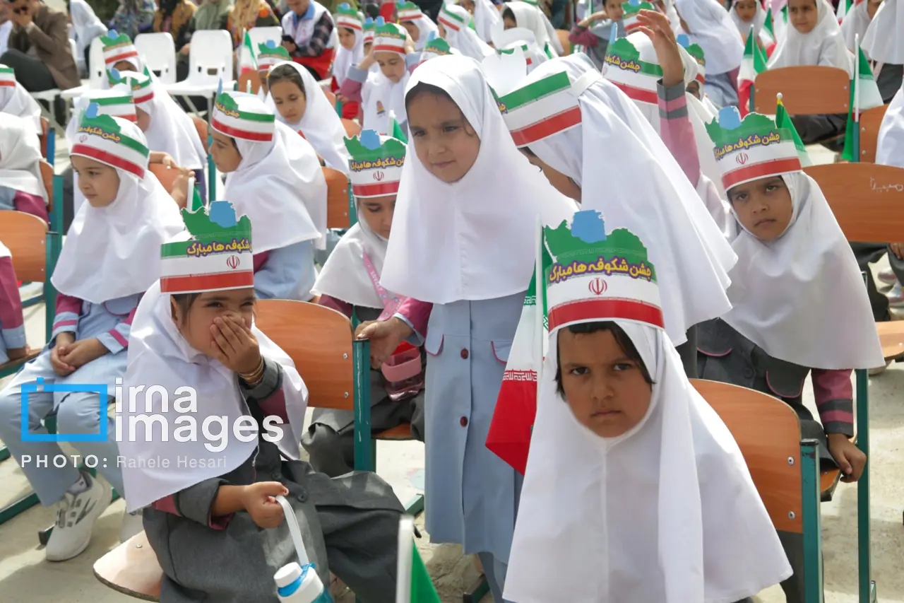  کلاس‌اولی‌ها و هفتمی‌های گیلان به مدرسه رفتند