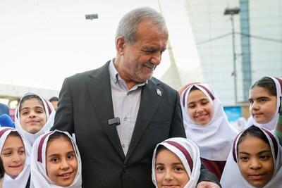  پزشکیان خطاب به دانش‌آموزان: به هر جایی که باور داشته باشید می‌رسید