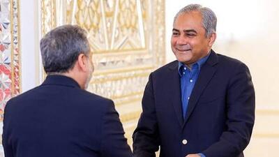  سقوط قیمت نفت همزمان با سفر میانجی به تهران