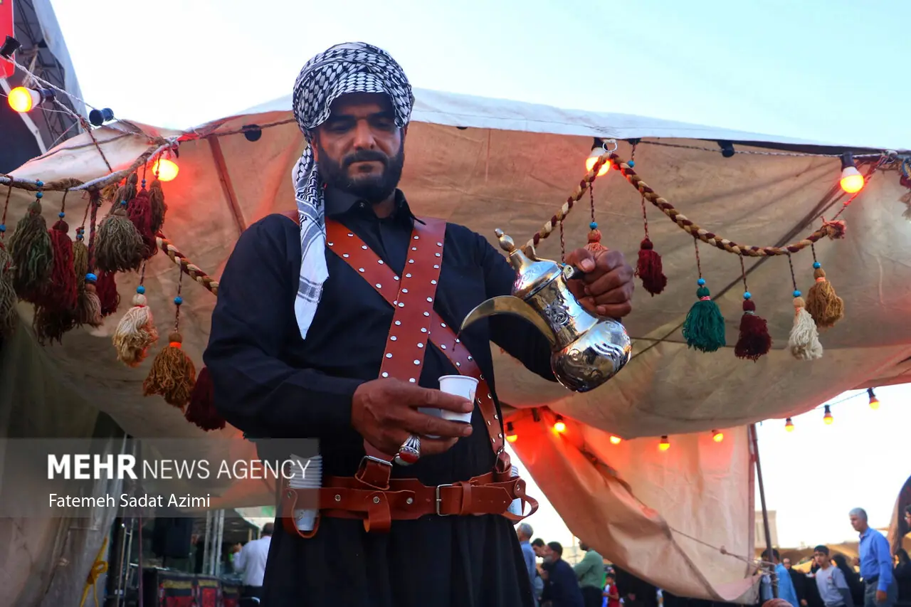 ۲۸۳ موکب در قم به زائران حضرت معصومه(س) خدمترسانی میکنند