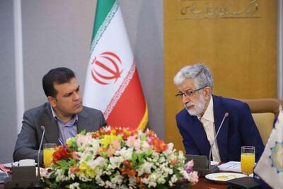 همکاری فناورانه برای  پیوند زبان فارسی به بُن‌سازه‌های هوش مصنوعی