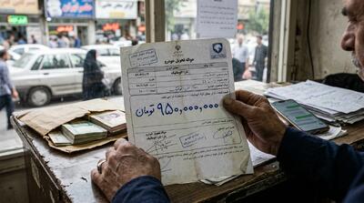  انتقال تخفیف بیمه خودرو │ مالک جدید تخفیف فروشنده را می‌گیرد؟ شرایط انتقال به خودروی جدید و خانواده در سال ۱۴۰۵