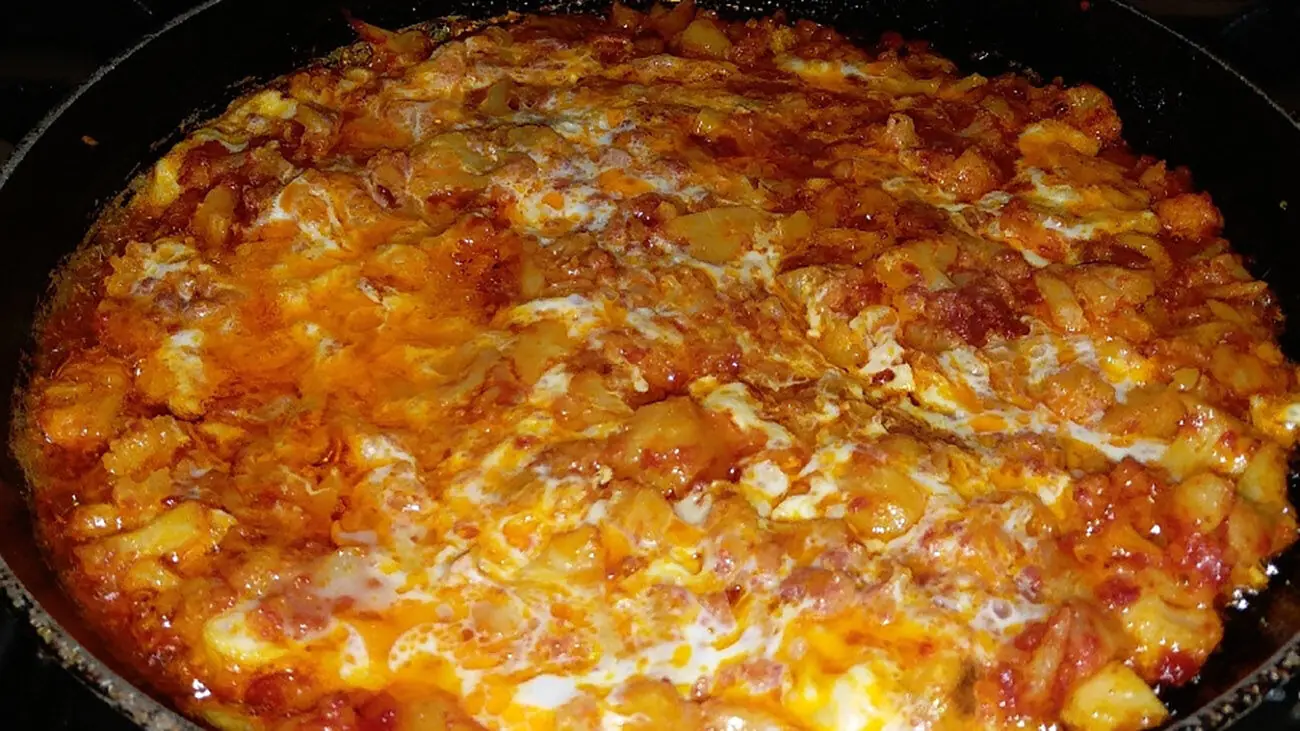  اگر از املت‌ های تکراری خسته شده‌اید املت کلم را امتحان کنید