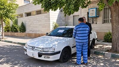 فیلم محل اصابت 19 گلوله به ماشین حامل شیشه موادمخدر در اتوبان قم