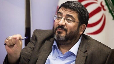 فواد ایزدی : به پزشکیان ویزا می دهند اما به محمود عباس نه / ایران گزینه ای غیر از دادن امتیاز بیشتر به آمریکا ندارد!
