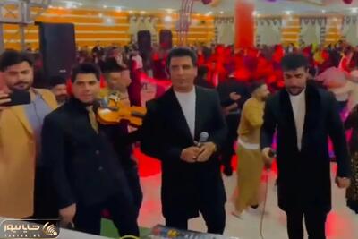 آهنگ محلی؛ فرشید حکمتی و اسماعیل پیرامون تو عروسی چه آواز خوندن
