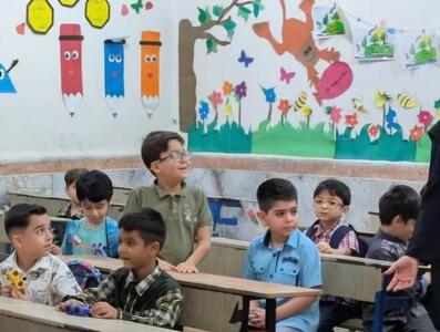 فرزندان شهدای خوزستان میهمان جشن شکوفهها