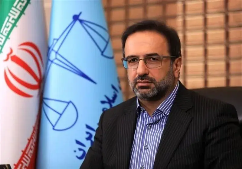 سرکیسه کردن مردم با ادعای ارتباط با مقامات کشور