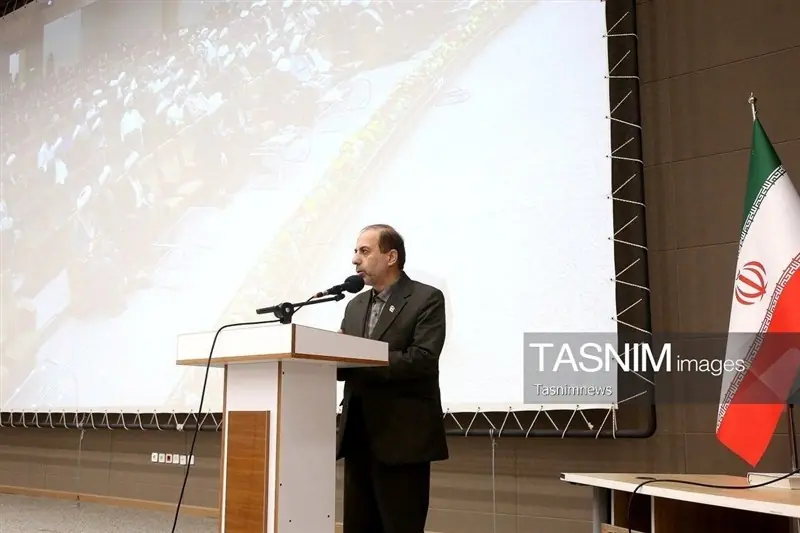 رونمایی از طرح «قرارگاه هویت اسلامی، ملی و انقلابی دانشآموزان» در قم - تسنیم