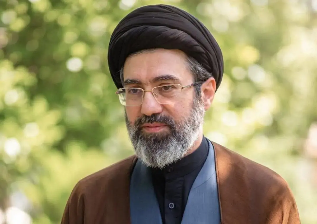 مسئولیت امروز دانشآموزان و دانشجویان، مجهز شدن به علم و تقوا، امید و اخلاق و زدودن پردههای جهل و تاریکی است