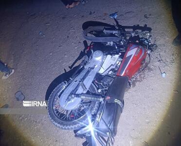 برخورد قطار با موتورسیکلت در نهاوند سه فوتی بر جا گذاشت