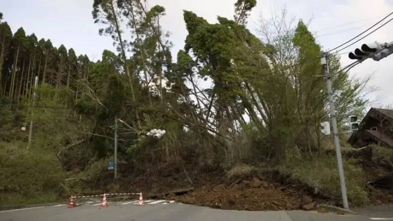 طوفان شدید در ژاپن قربانی گرفت