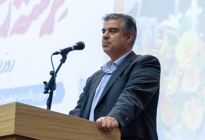 استاندار مرکزی: امروز توان دفاعی کشور قابل مقایسه با ابتدای انقلاب نیست