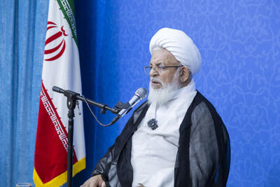 امام جمعه یزد: ملت ایران در حال تجربه دفاع مقدس دیگری است