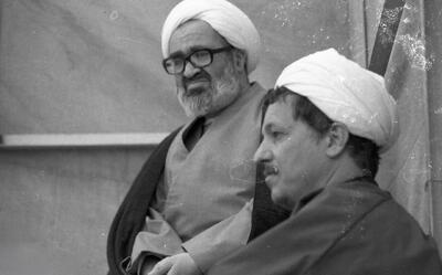 خاطرات هاشمی ۳۱ شهریور ۱۳۸۱: آیتالله منتظری اشغال سفارت آمریکا را محکوم کرده و خواستار تجدید رابطه با آمریکا شدهاند