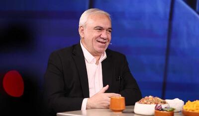 خبرورزشیگردی| فتحاللهزاده: زیزیگولو از استقلال هم محبوبتر است/ بهخاطر محبوبیت کلاهقرمزی، میخواهم فیلم کلاه آبی را بسازم!