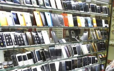 بازار موبایل در تله ارز؛ خریداران میان خرید امروز و گرانی فردا