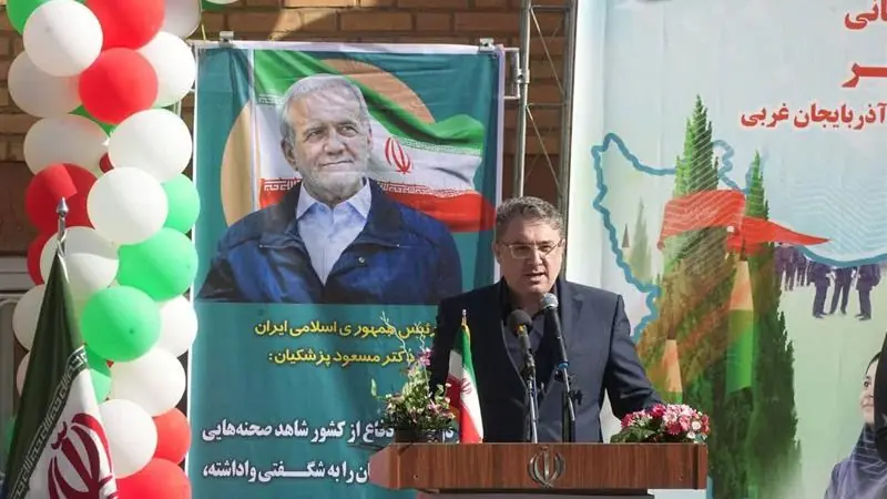 پیام رهبر معظم انقلاب مبنای حرکت نظام آموزشی است/ تقویت هویت ملی دانشآموزان ضروریست | آخرین خبر
