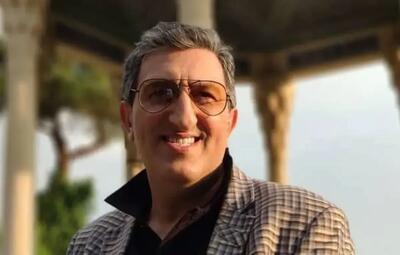 خوانندگی یوسف صیادی در برنامه؛ اجرای متفاوت «چه نهان داری آن خنده را»