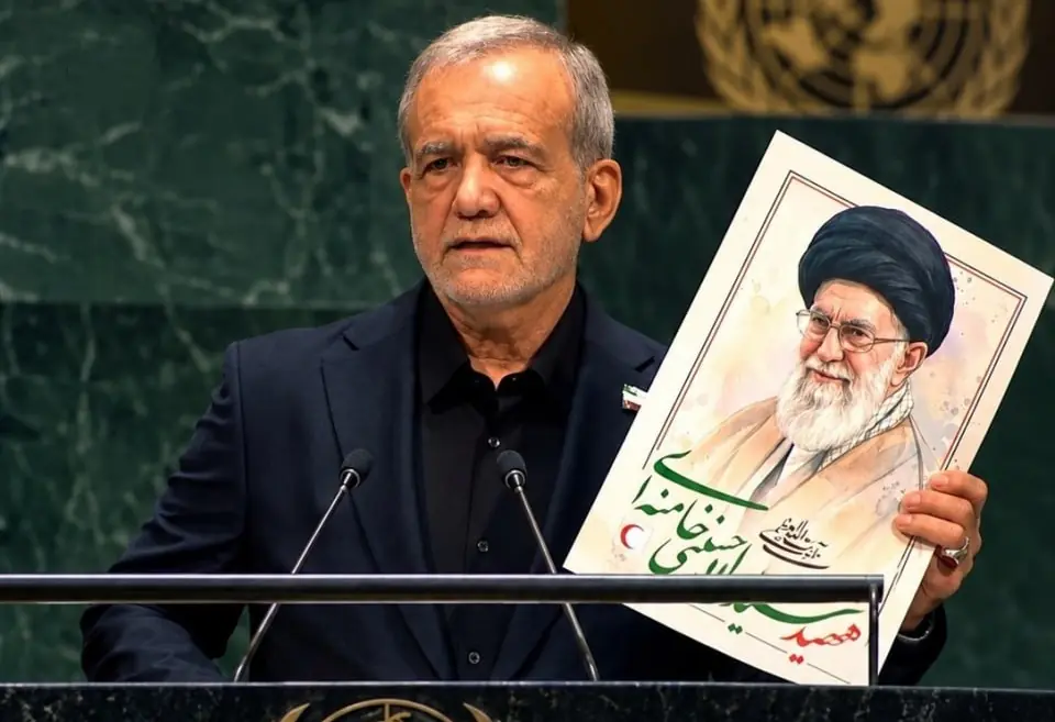 پزشکیان: ایران آماده گفتگوی برابر است، اما هرگز زبان زور را نمیپذیرد/ هیچکس در این منطقه به تنهایی امنیت نخواهد داشت