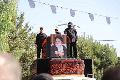  پیکر آیت‌الله شبیری زنجانی به خاک سپرده شد