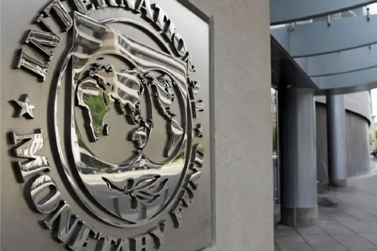  گزارش جدید صندوق بین‌المللی پول از پیچیده‌تر شدن مسیر مهار تورم می‌گوید | نسخه IMF برای سیاست پولی در دوره شوک‌های همزمان | پایان دوره پول ارزان