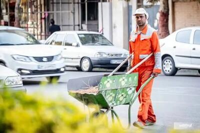 کارگران شهرداری نقده: حقوق را سر وقت بدهید/ هزینههای تحصیل سنگین است