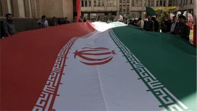  برگزاری آیین بزرگداشت روز ملی پرچم جمهوری اسلامی ایران