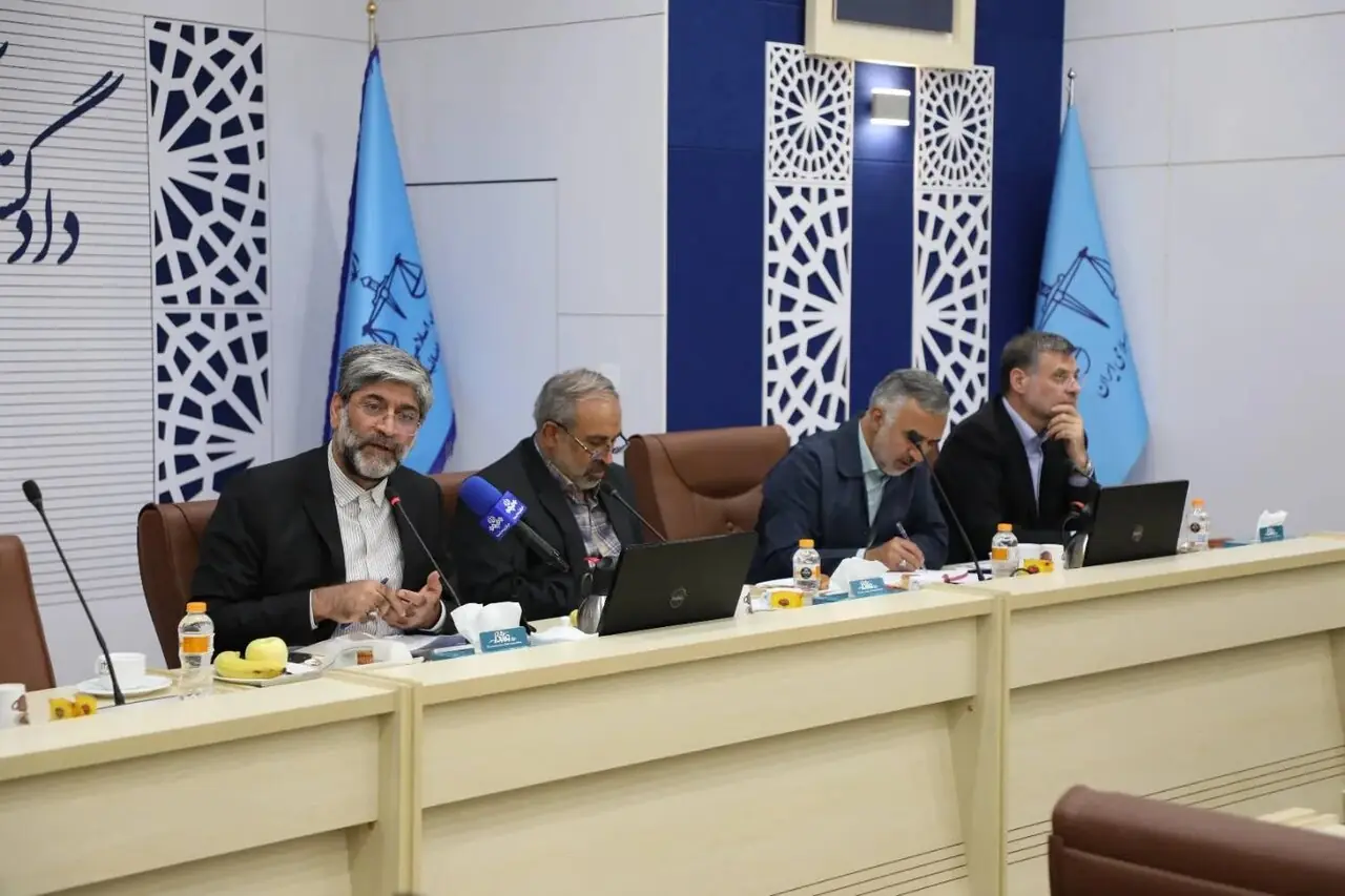  تاکید رئیس کل دادگستری استان تهران بر تقویت هم‌افزایی قوای مقننه و قضاییه