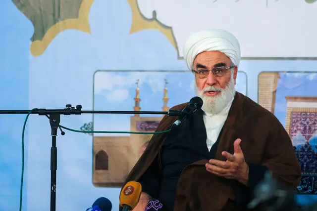 محمدیگلپایگانی: آیتاللهالعظمی شبیری زنجانی پشتوانه علمی کمنظیر حوزههای علمیه بودند