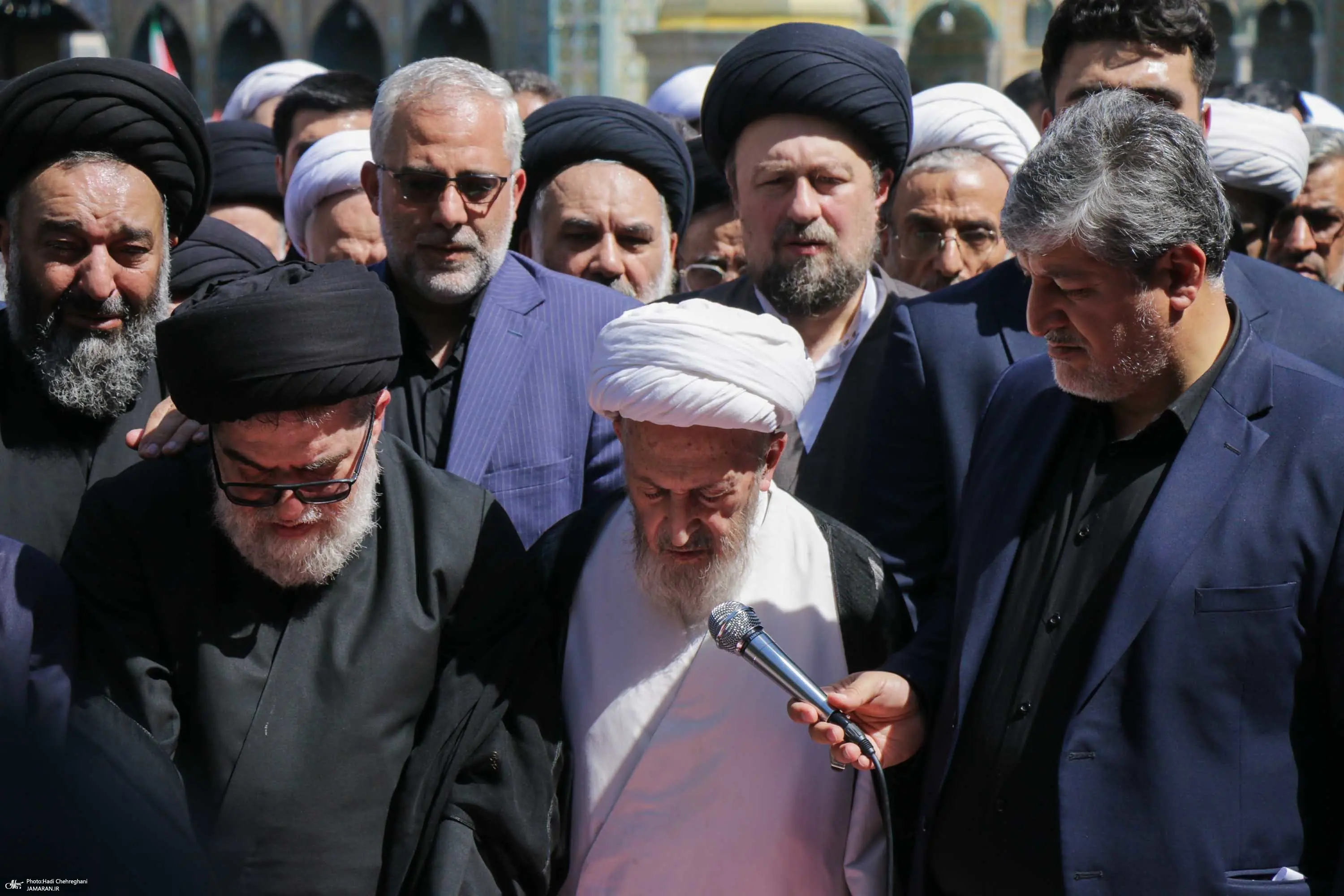 مراسم تشییع و خاکسپاری آیت الله العظمی شبیری زنجانی (ره)-1