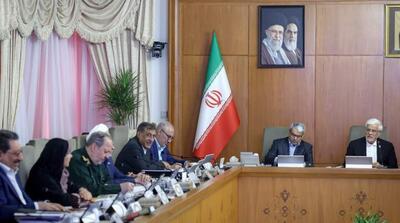  عارف: ترامپ حتی مقام دست‌هفتم، کشور رده‌پنجم آفریقایی را برای مذاکره با ما واسطه می‌کند - مردم سالاری آنلاین