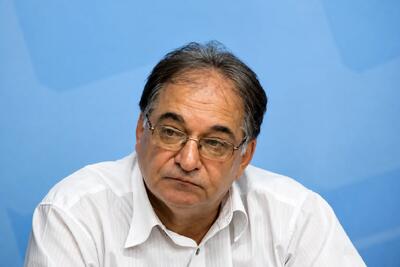  مسعود اقبالی: حذف تیم امید از ناگویا، نشانه‌ مشکلات عمیق در بخش پایه است/ فوتبال کشور نیازمند جراحی است - پارس فوتبال