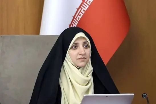 بهروزآذر: مدرسه محل یادگیری مهارتهای زندگی و کار گروهی است