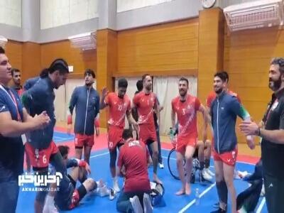  شادی خاص اعضای تیم ملی کبدی به سبک مازندرانی‌ها پس از صعود به نیمه نهایی | آخرین خبر